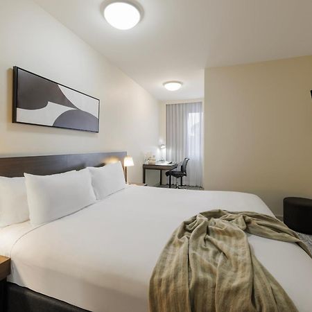 Punthill Norwest Aparthotel Exteriör bild