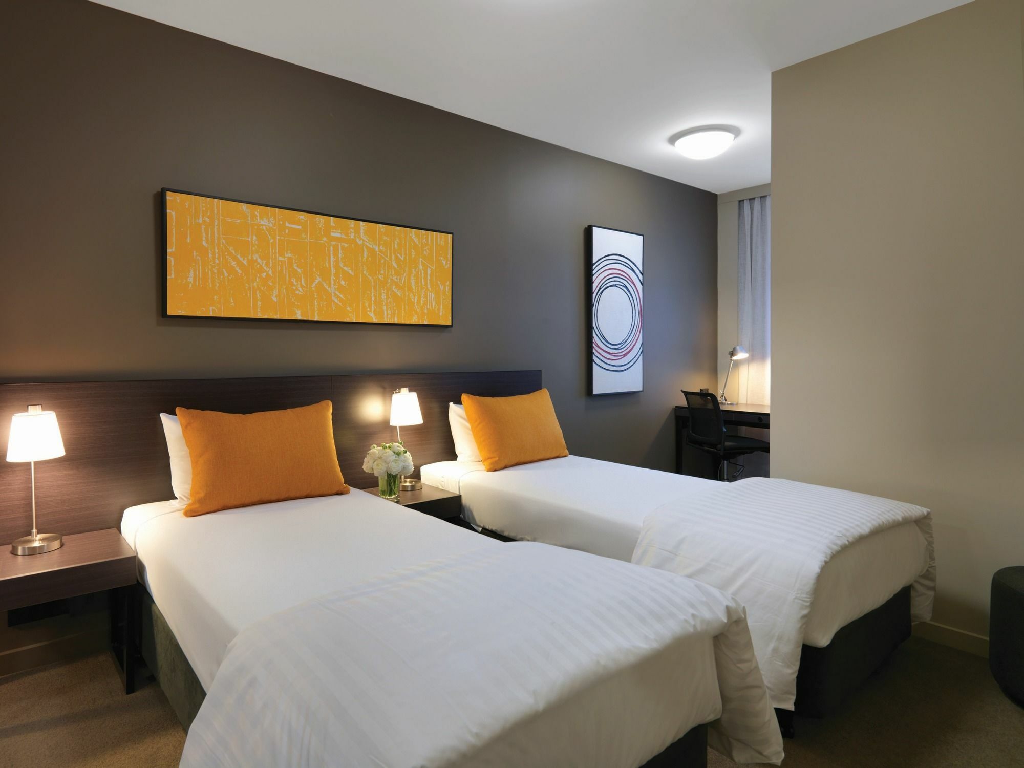 Punthill Norwest Aparthotel Exteriör bild